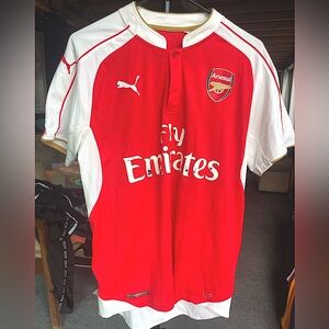 Puma Arsenal Fly Emirates Futbol /Soccer Jersey Size MEDIUM